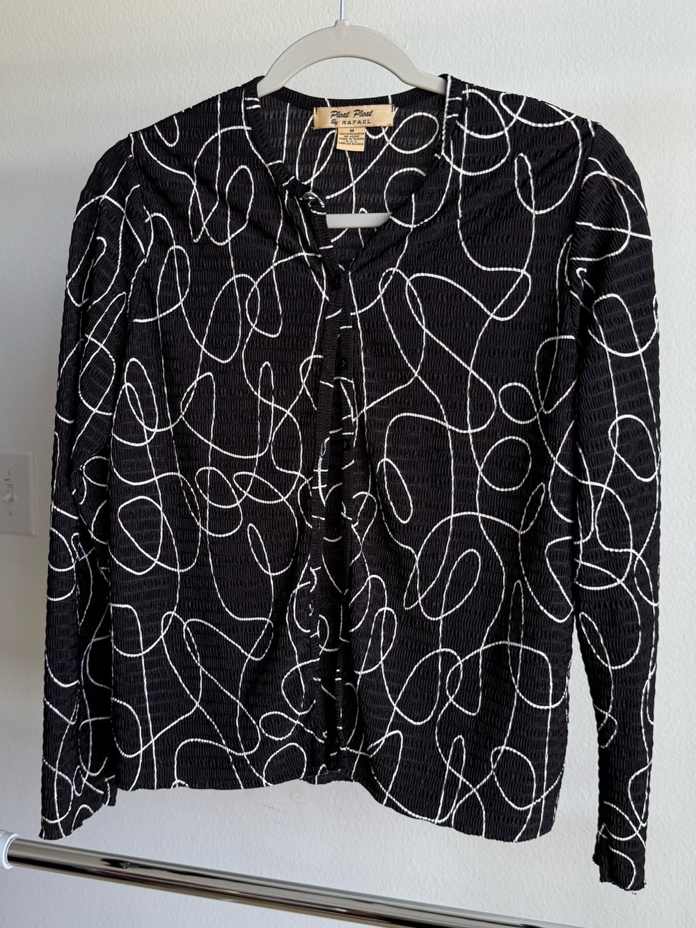RAFAEL Black Top with White Abstract Line Print